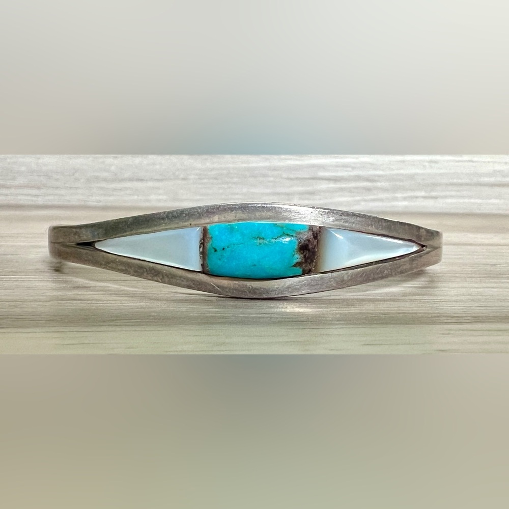 Vintage Handmade Native American Sterling Silver Turquoise & MOP Cuff Bracelet